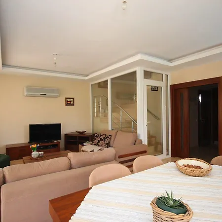 Paradise Town Marina Villa *