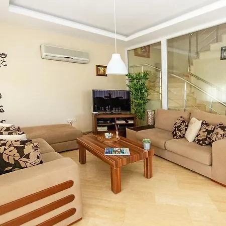 Paradise Town Marina Villa *