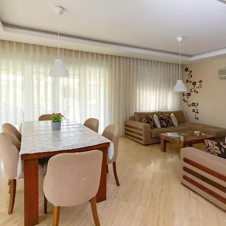 Paradise Town Marina