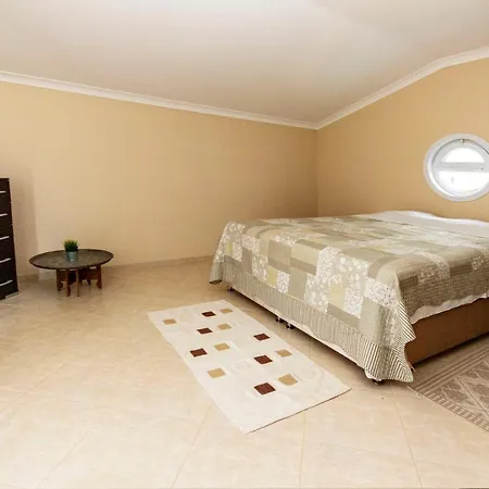 Paradise Town Marina Villa