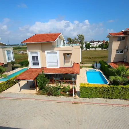 Paradise Town Marina Villa *