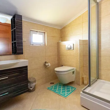 Paradise Town Marina