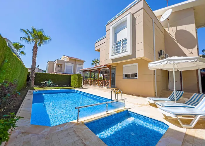 Villa Paradise Town Marina *