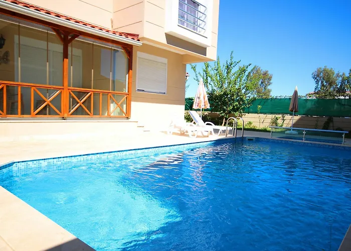 Paradise Town Marina