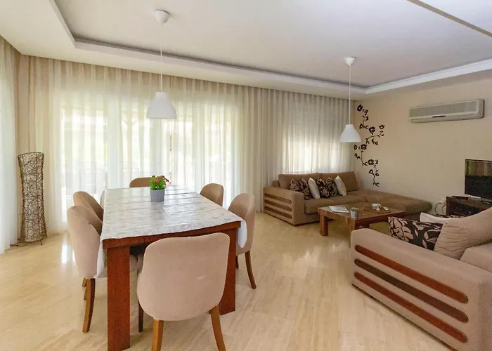 Paradise Town Marina