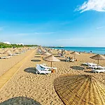 Paradise Town Marina Villa *
