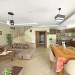 Villa Paradise Town Marina *