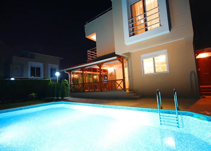 Paradise Town Marina Vila *