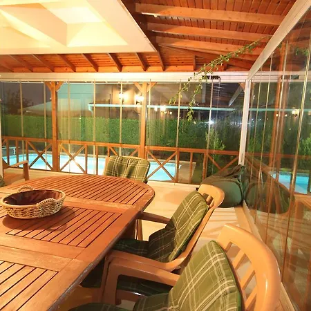 Willa Paradise Town Marina