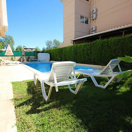 Paradise Town Marina *