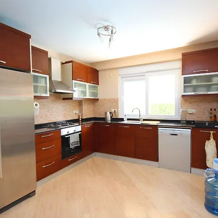 Paradise Town Marina Willa *