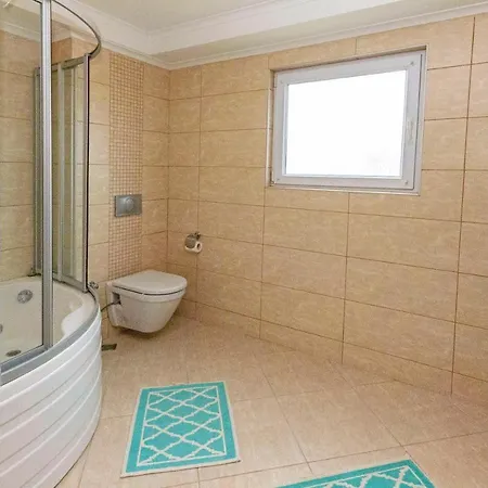 Paradise Town Marina Willa